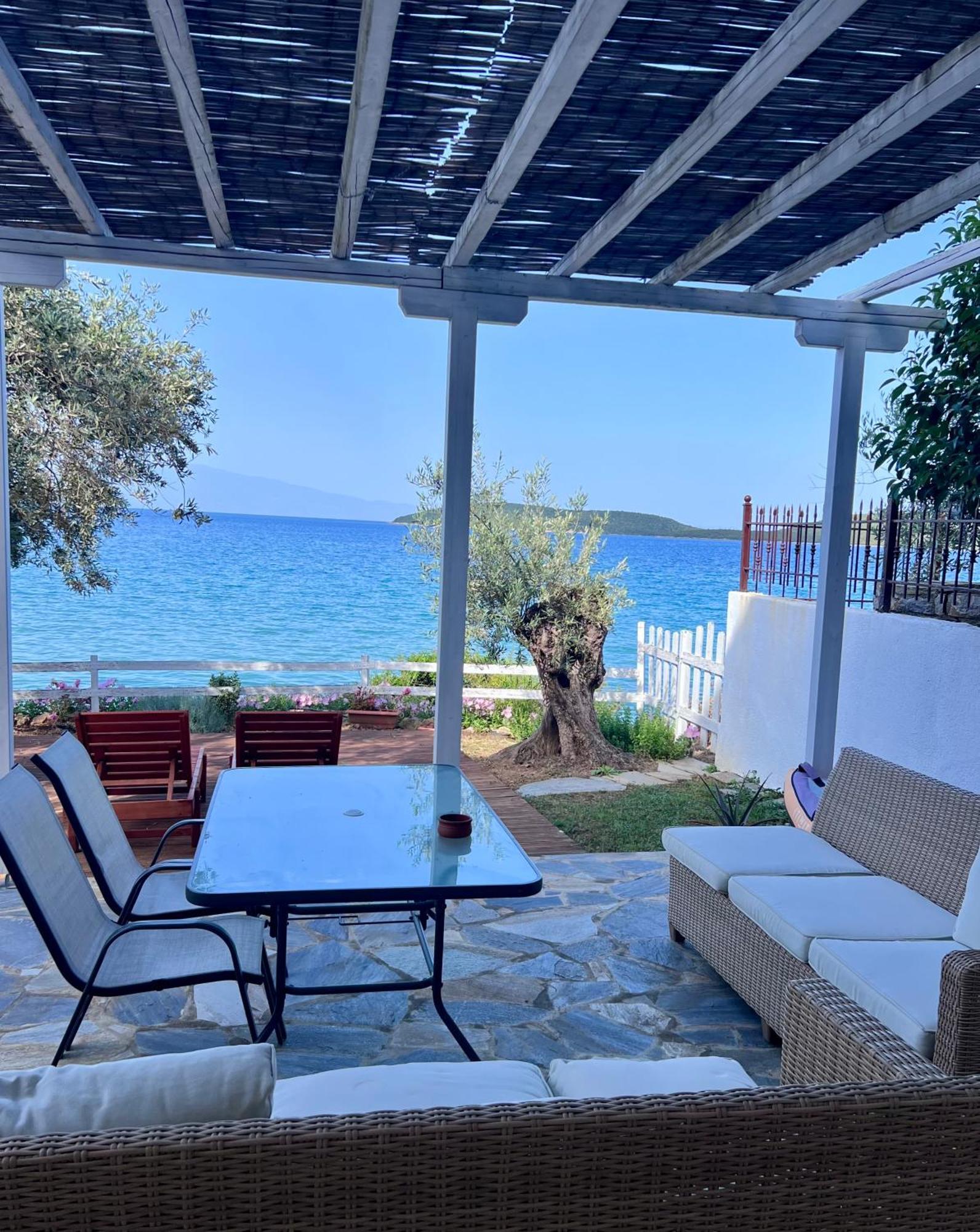 Villas Nies Sourpi 외부 사진