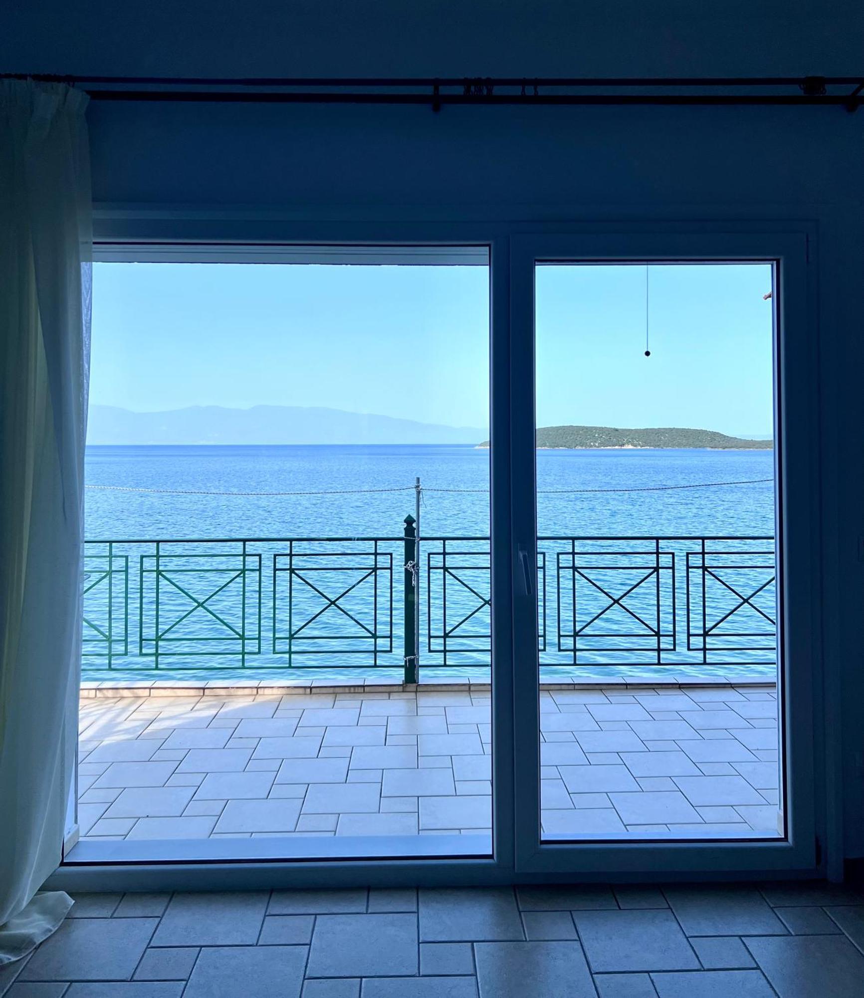 Villas Nies Sourpi 외부 사진